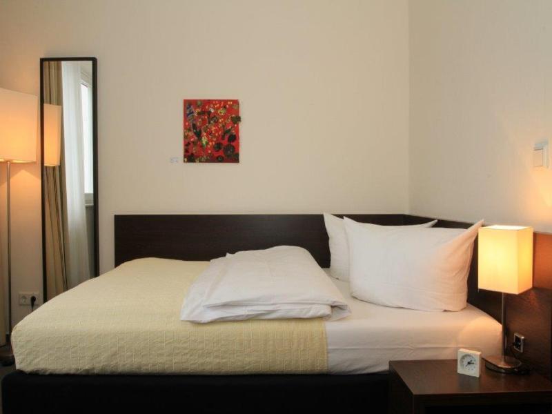 Hotel Luetzow Berlin Ngoại thất bức ảnh